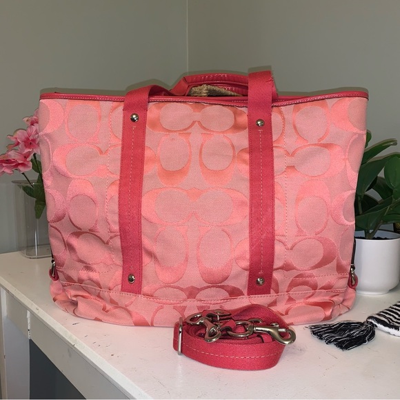 Coach Daisy Pink Tote Bag - Picture 2 of 10